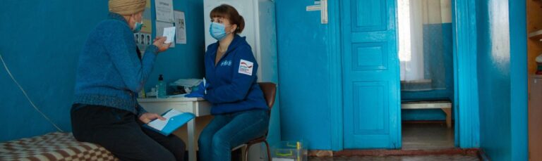 Alrededor del 35% de los centros de atención primaria de salud de Luhansk y Donetsk han sufrido daños como resultado de las hostilidades.