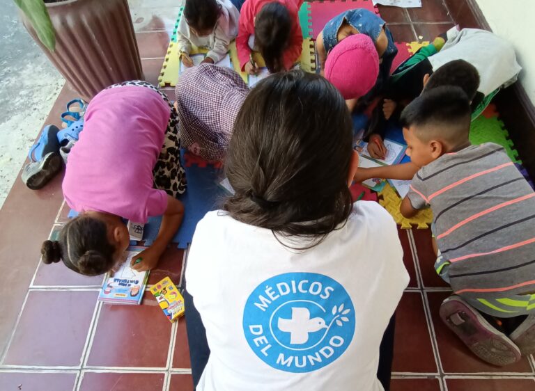 Médicos del Mundo trabaja la acción humanitaria y el fortalecimiento de albergues temporales de atención, protección y abrigo de niñas, niños y adolescentes no acompañados en situación de retorno en Guatemala 